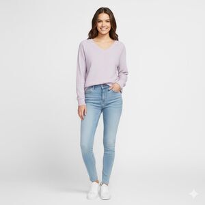 Hollister Women's White and Purple Top